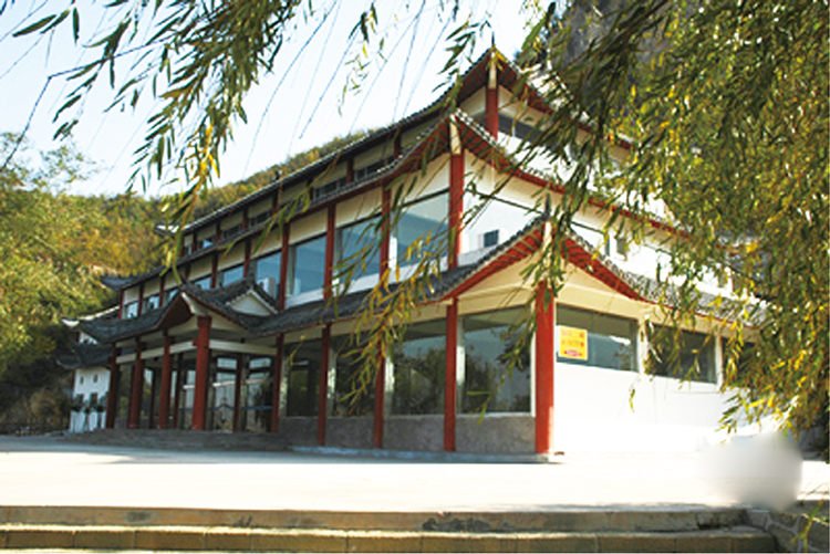 靈寶娘娘山風(fēng)景區(qū)酒店.jpg